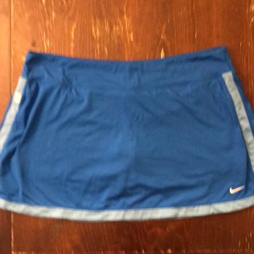 skort